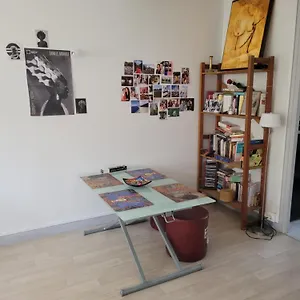  Appartement T2 Dans Quartier Calme
