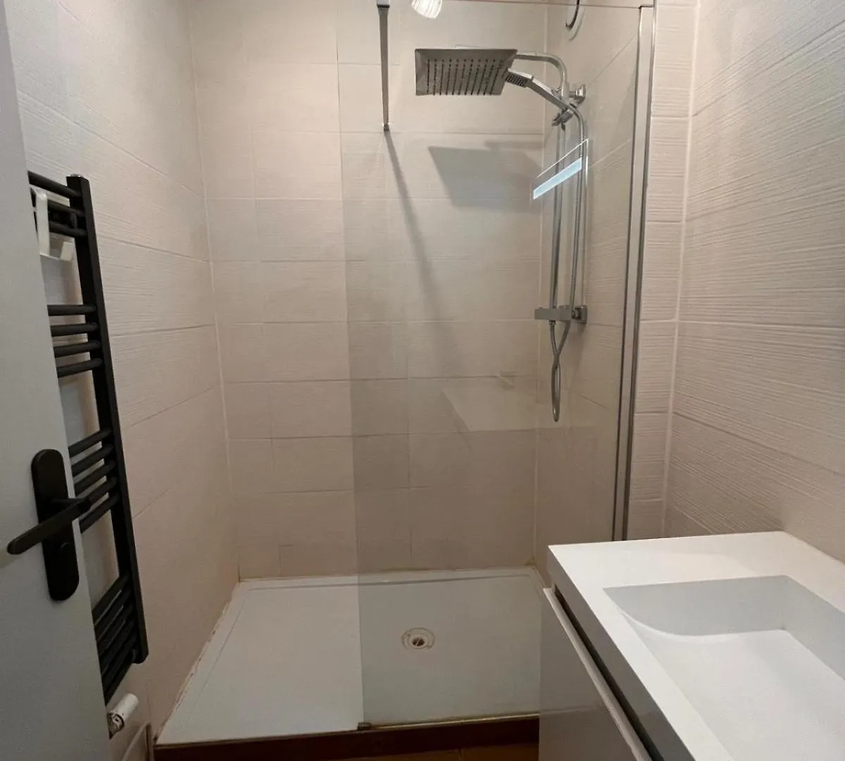 Apartment T2 Parking Prive Proche Centre Ville Et Gare Voiron France
